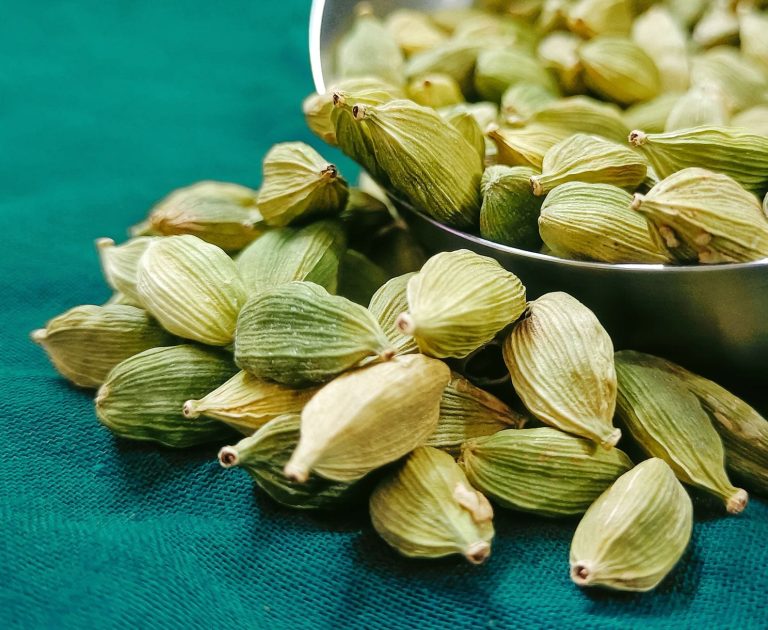 Cardamom: Benefits, Flavour & How to Use It