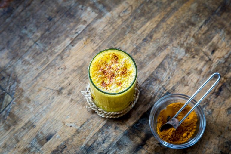 Golden Milk (Turmeric Latte): Benefits & How to Make One